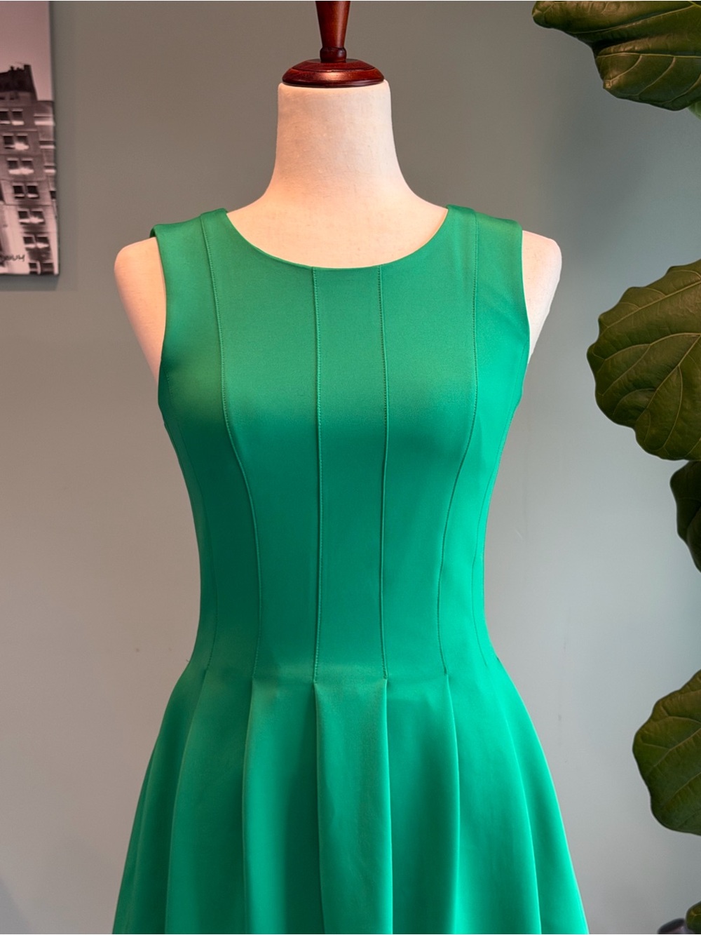 Calvin Klein Women’s Emerald Bright Green Fit-and-Flare Scuba Dress 2 - Picture 3 of 11